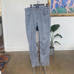 Paige | Federal Light Wash Denim